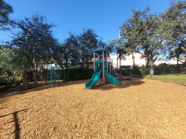 303 Seminole Palms Drive, Greenacres, FL 33463