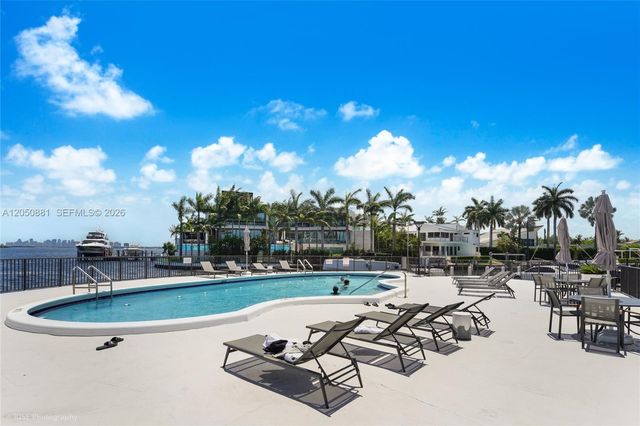 11930 N Bayshore Drive 909, North Miami, FL 33181