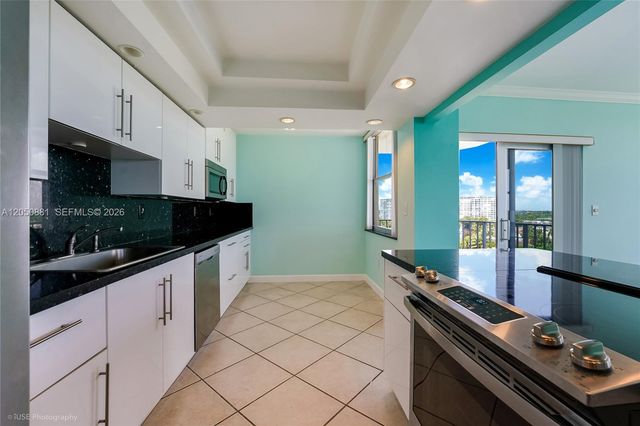 11930 N Bayshore Drive 909, North Miami, FL 33181