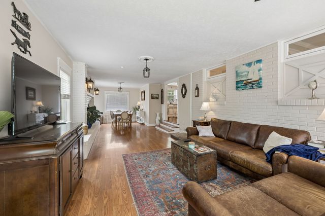 7010 Bonnavent Dr, Hermitage, TN 37076