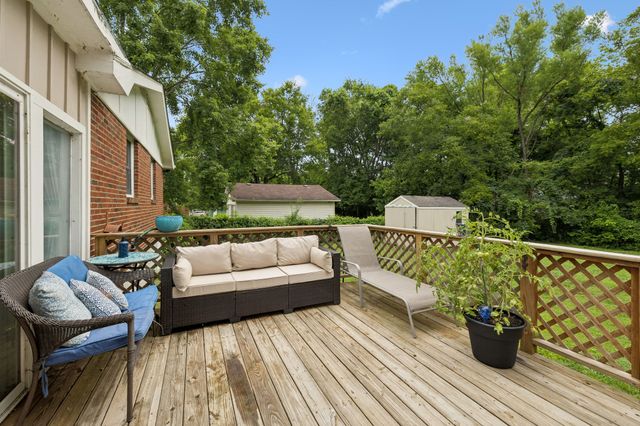 7010 Bonnavent Dr, Hermitage, TN 37076
