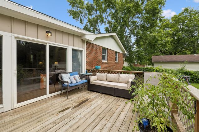 7010 Bonnavent Dr, Hermitage, TN 37076