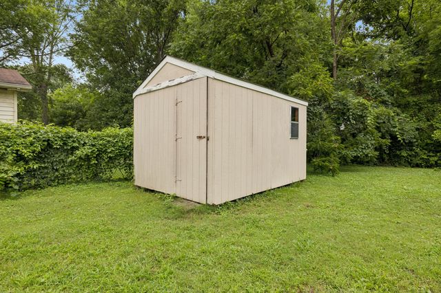 7010 Bonnavent Dr, Hermitage, TN 37076