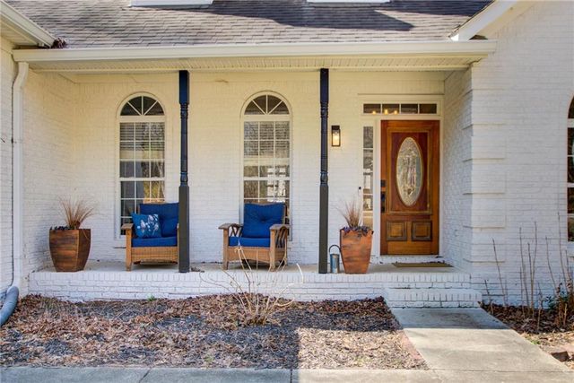 384 Minix Road, Sharpsburg, GA 30277