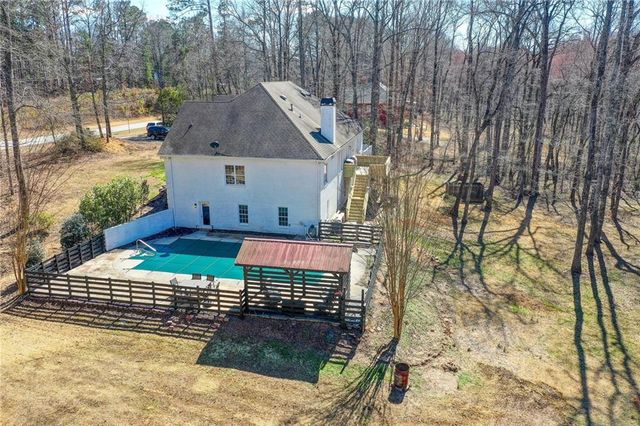 384 Minix Road, Sharpsburg, GA 30277