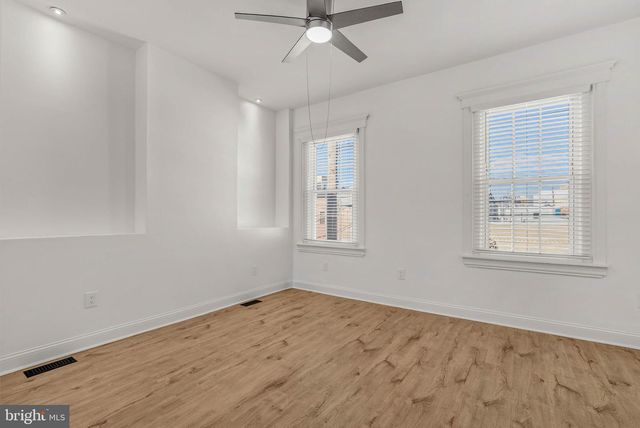 306 MIFFLIN ST, Philadelphia, PA 19148