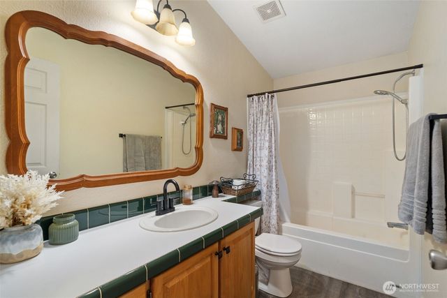 5037 SE Horstman Road, Port Orchard, WA 98366