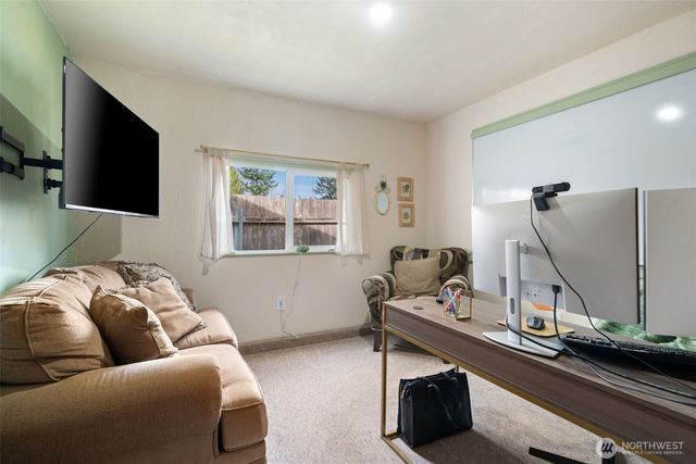 5037 SE Horstman Road, Port Orchard, WA 98366