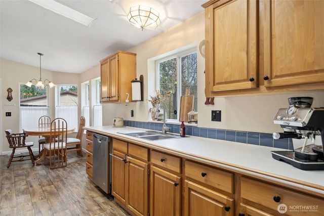 5037 SE Horstman Road, Port Orchard, WA 98366