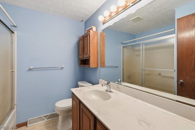 6160 Coyla Avenue NW, Canal Fulton, OH 44614