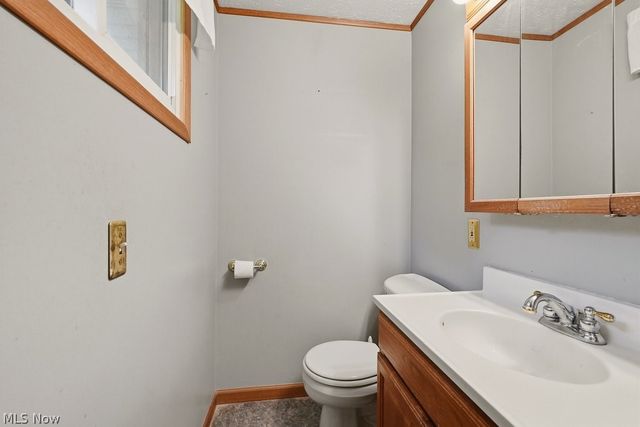6160 Coyla Avenue NW, Canal Fulton, OH 44614