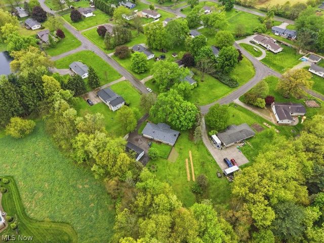 6160 Coyla Avenue NW, Canal Fulton, OH 44614