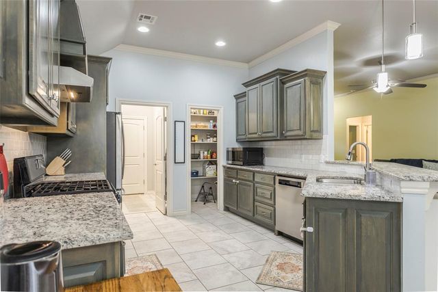 7252 NW 145th Street, Oklahoma City, OK 73142