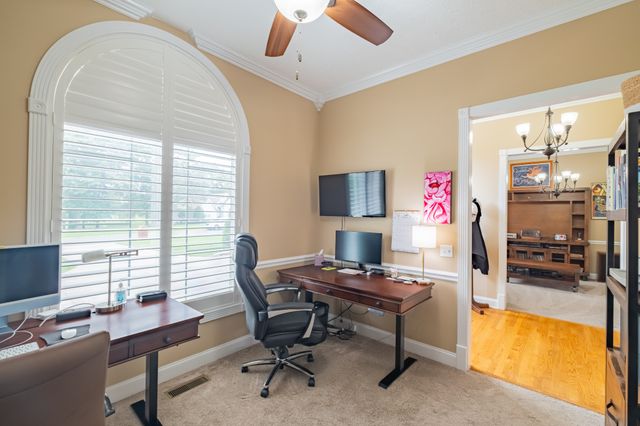 300 WILLOWBROOK DRIVE, Manchester, TN 37355