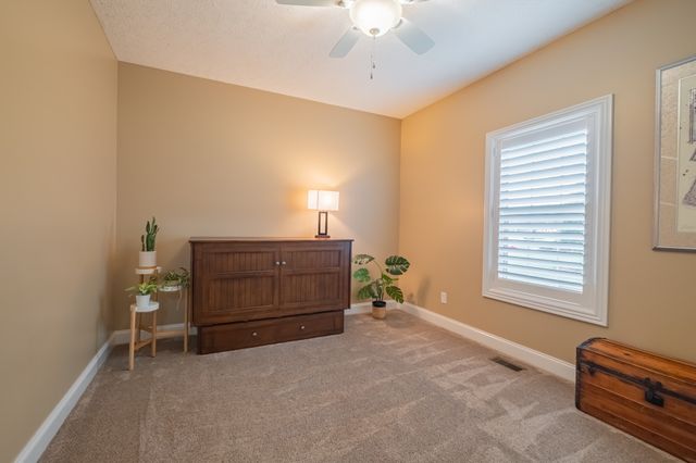 300 WILLOWBROOK DRIVE, Manchester, TN 37355