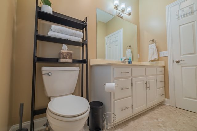 300 WILLOWBROOK DRIVE, Manchester, TN 37355