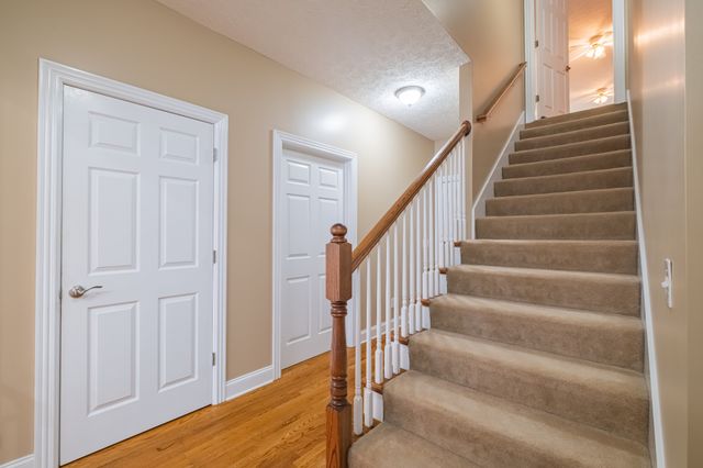 300 WILLOWBROOK DRIVE, Manchester, TN 37355