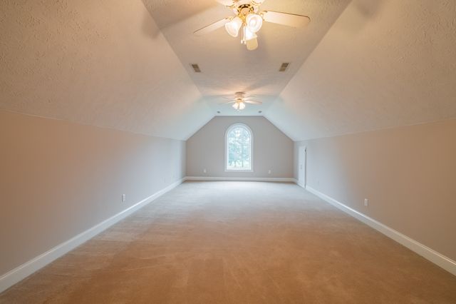 300 WILLOWBROOK DRIVE, Manchester, TN 37355