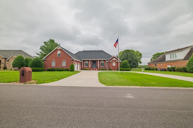 300 WILLOWBROOK DRIVE, Manchester, TN 37355
