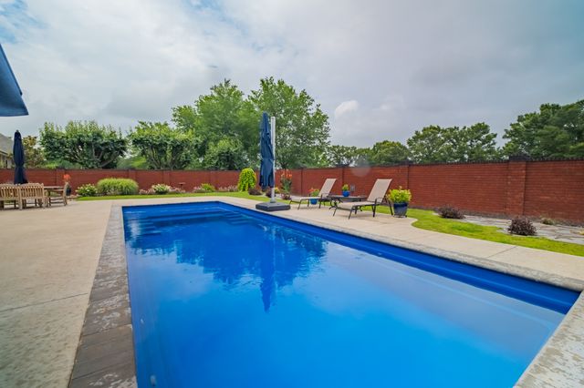 300 WILLOWBROOK DRIVE, Manchester, TN 37355