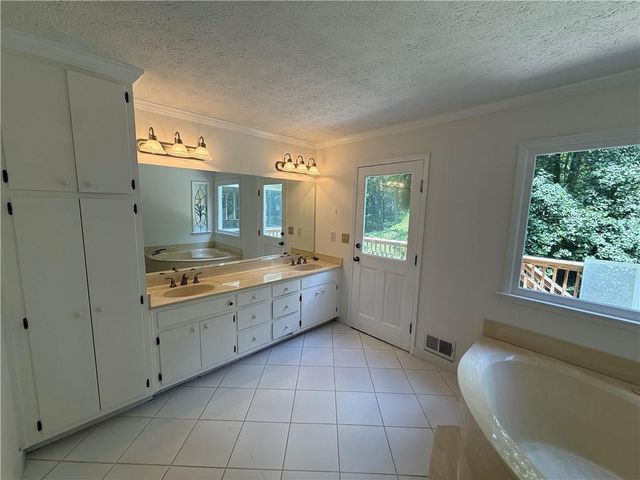 12265 King Circle, Roswell, GA 30075