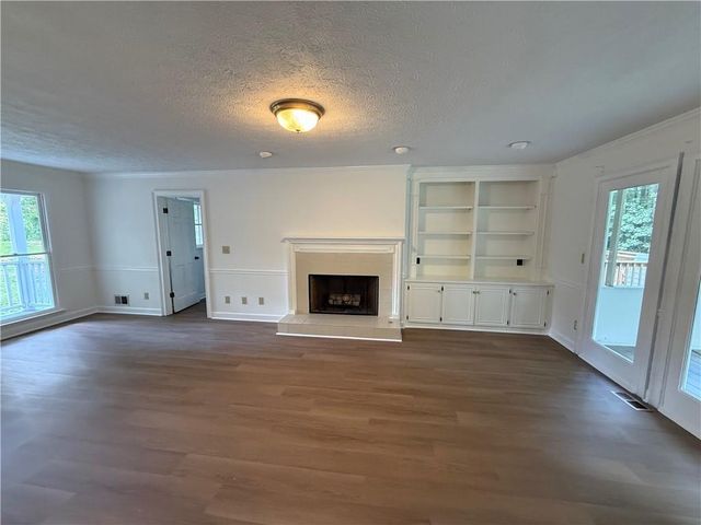 12265 King Circle, Roswell, GA 30075