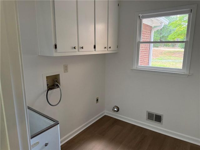 12265 King Circle, Roswell, GA 30075