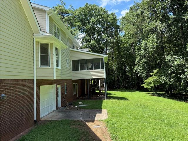 12265 King Circle, Roswell, GA 30075