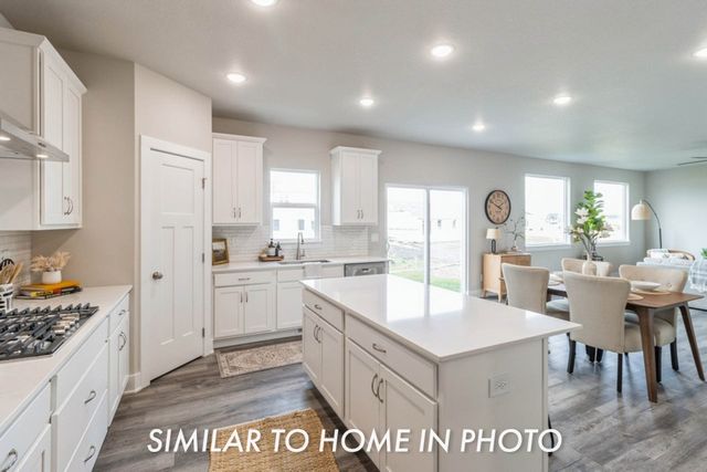 2719 NW 27th Street, Ankeny, IA 50023