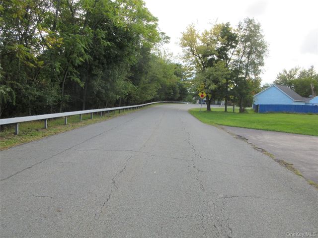 51 Overhill Road, Middletown, NY 10940