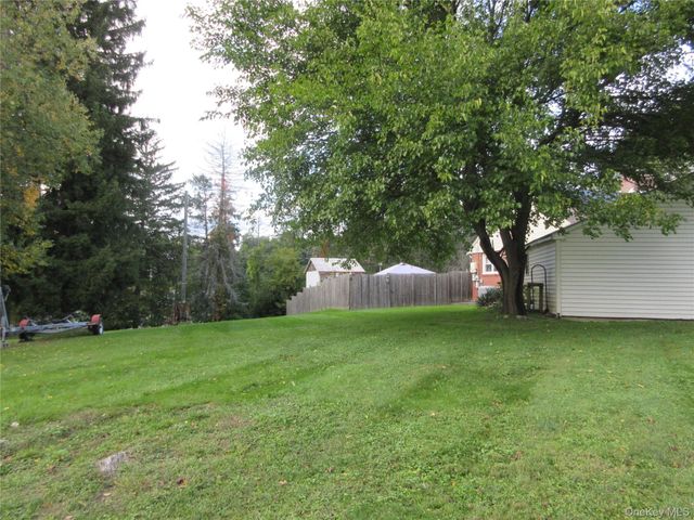 51 Overhill Road, Middletown, NY 10940