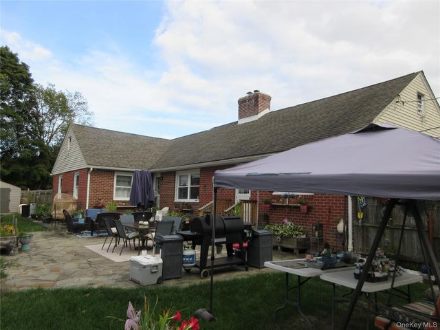 51 Overhill Road, Middletown, NY 10940