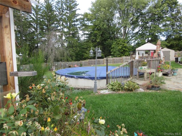51 Overhill Road, Middletown, NY 10940