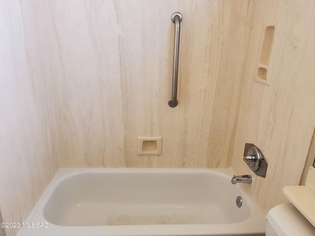 9861 N Western Sky Place, Tucson, AZ 85742