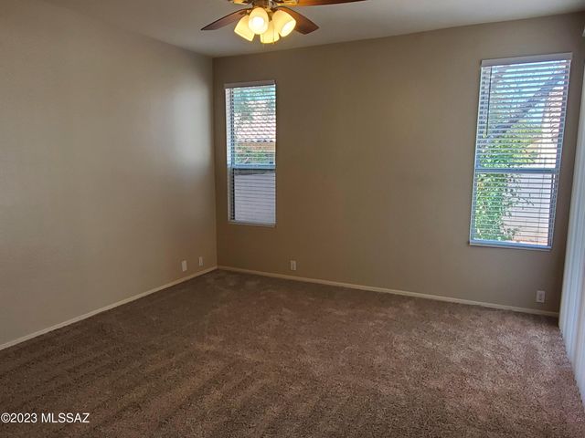 9861 N Western Sky Place, Tucson, AZ 85742