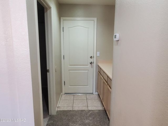 9861 N Western Sky Place, Tucson, AZ 85742