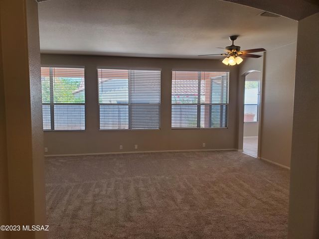 9861 N Western Sky Place, Tucson, AZ 85742