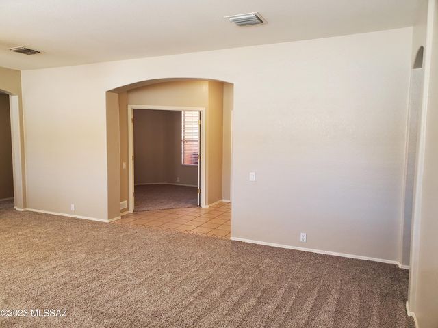9861 N Western Sky Place, Tucson, AZ 85742