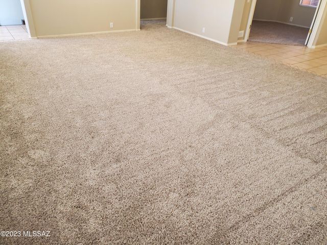 9861 N Western Sky Place, Tucson, AZ 85742