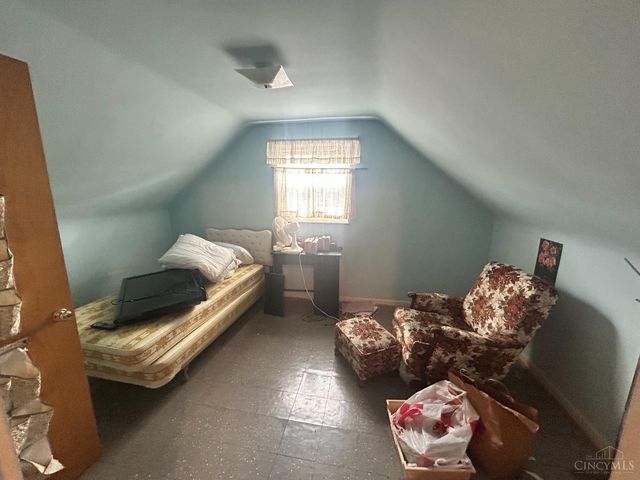 3877 Limerick Avenue, Deer Park, OH 45236