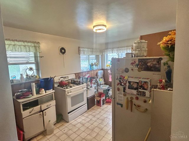 3877 Limerick Avenue, Deer Park, OH 45236