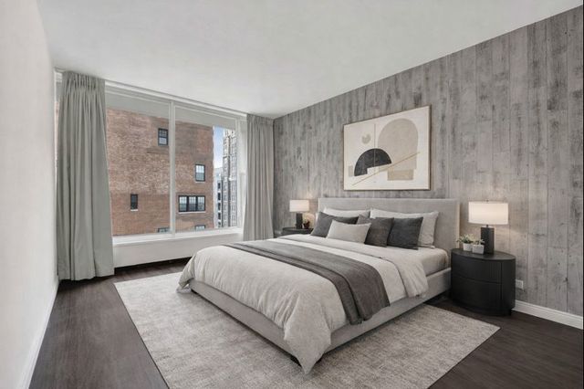 3200 N Lake Shore Drive 909, Chicago, IL 60657