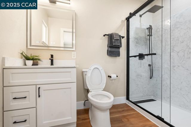 2358 Wright Ave, Pinole, CA 94564