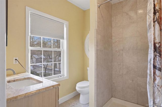 106 Newport Bridge Road, Warwick, NY 10990