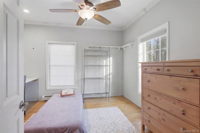 106 Newport Bridge Road, Warwick, NY 10990