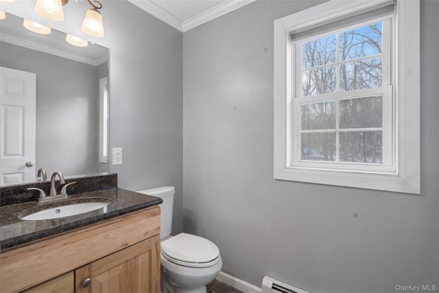 106 Newport Bridge Road, Warwick, NY 10990