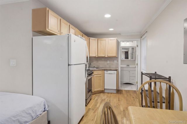 106 Newport Bridge Road, Warwick, NY 10990