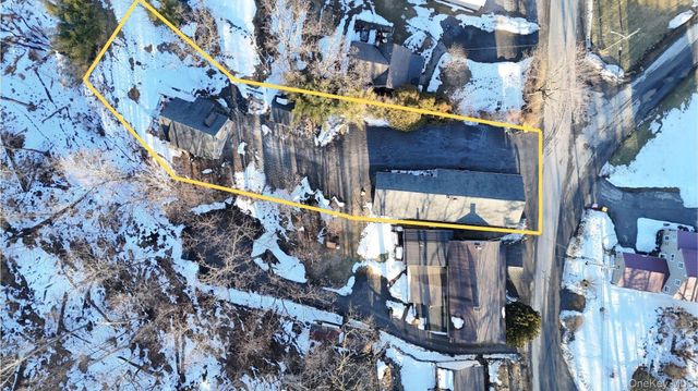 106 Newport Bridge Road, Warwick, NY 10990