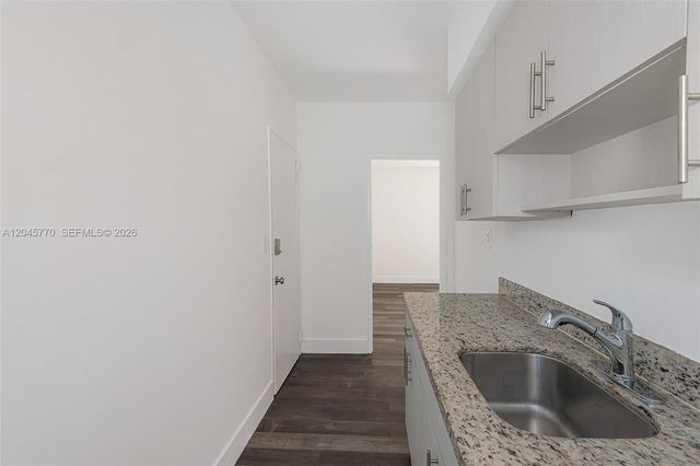 8340 Crespi Blvd 20 20, Miami Beach, FL 33141