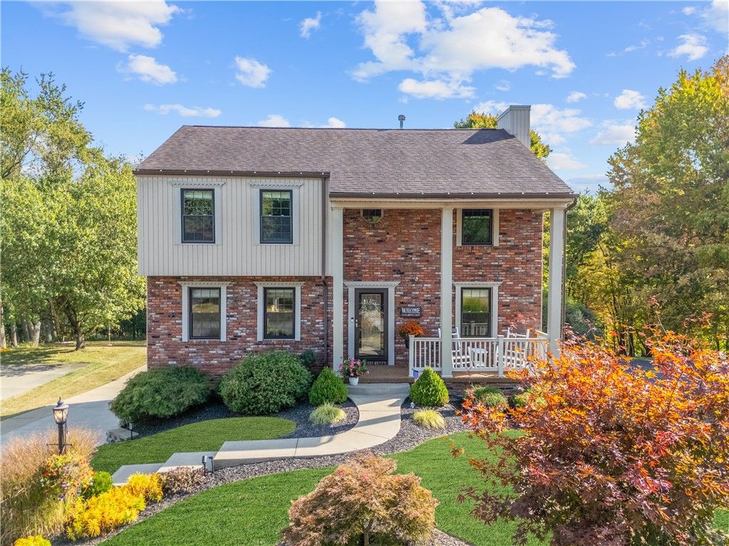 521 Greenspire Ct, Cranberry Twp, PA 16066